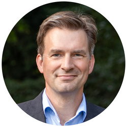 Oberbürgermeister für Kassel: Dr. Sven Schoeller